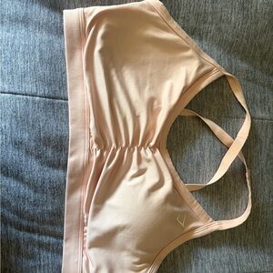 Gymshark Women's Peach Sports Bra NWOT